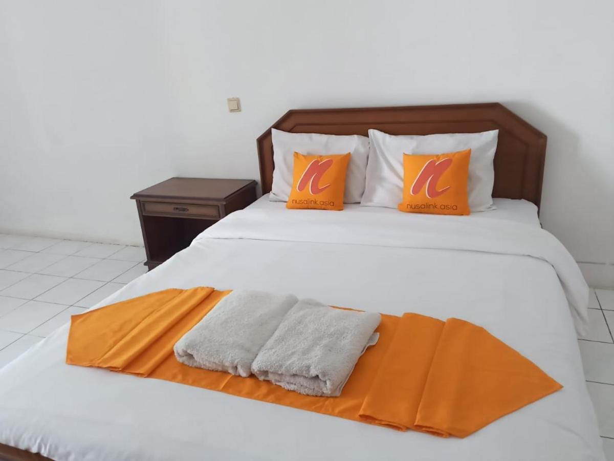 Hotel Sanashtri By Shm Bonorejo Εξωτερικό φωτογραφία