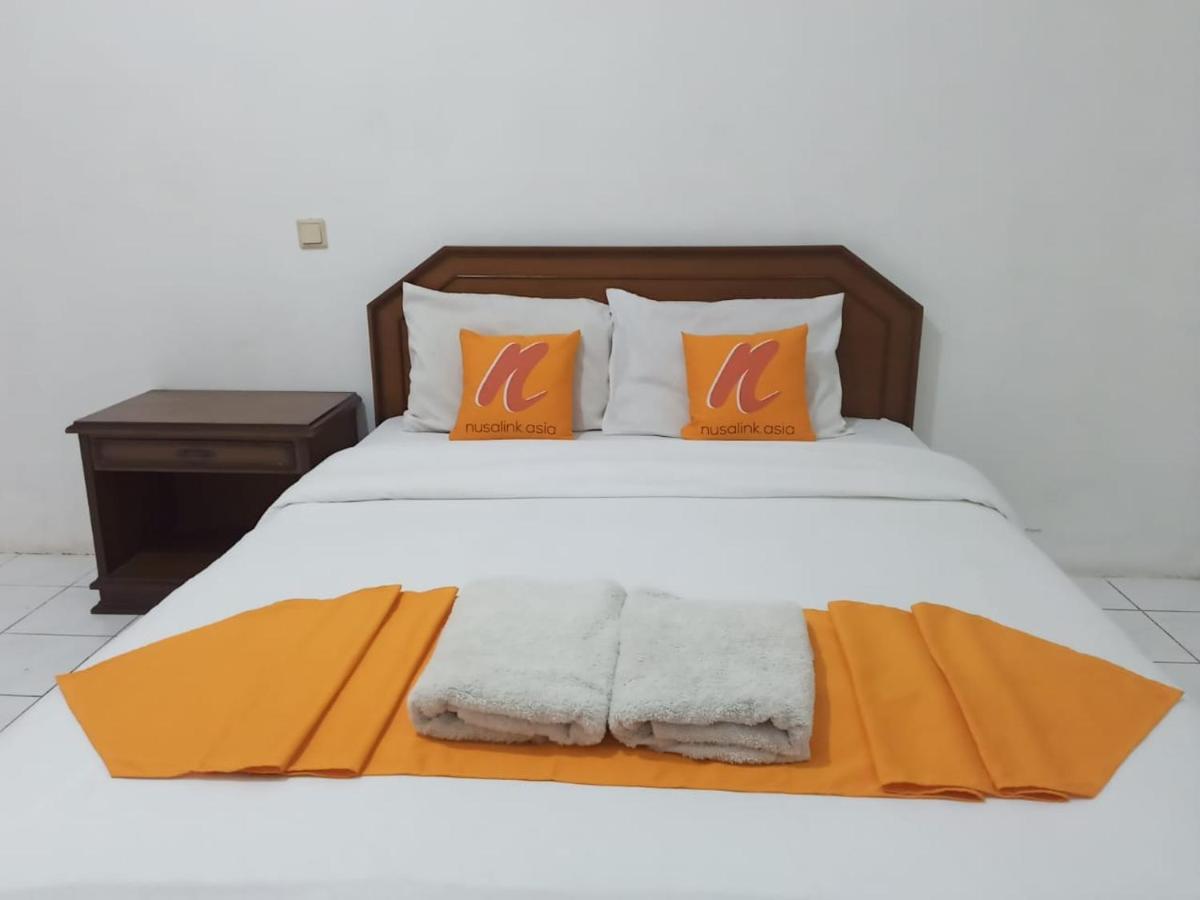 Hotel Sanashtri By Shm Bonorejo Εξωτερικό φωτογραφία