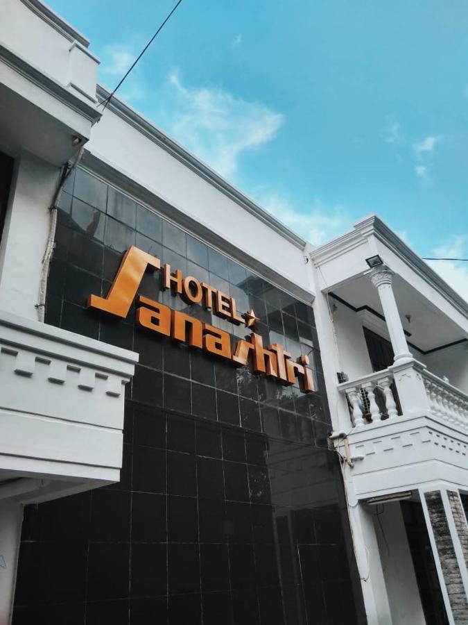 Hotel Sanashtri By Shm Bonorejo Εξωτερικό φωτογραφία